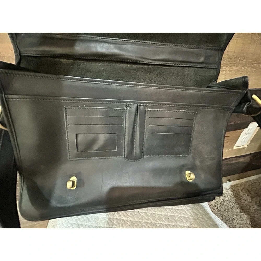 Men's  Leather Briefcase - Made in Korea Crossbody Strap 15x11 VTG